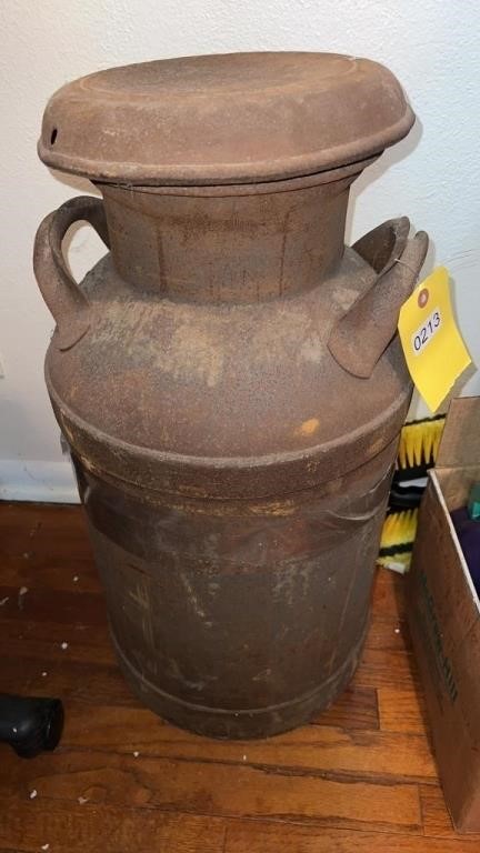 ANTIQUE MILK CAN