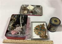 costume jewelry lot