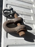 (2) LARGE AND SMALL CLEVIS