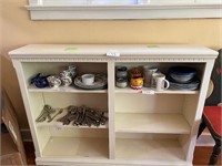 SOLID WOOD WHITE SHELVED CABINET-NO CONTENTS