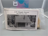 139 HO Scale Maple Street Kit