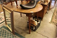 Oval Maple Table w/Formica Top