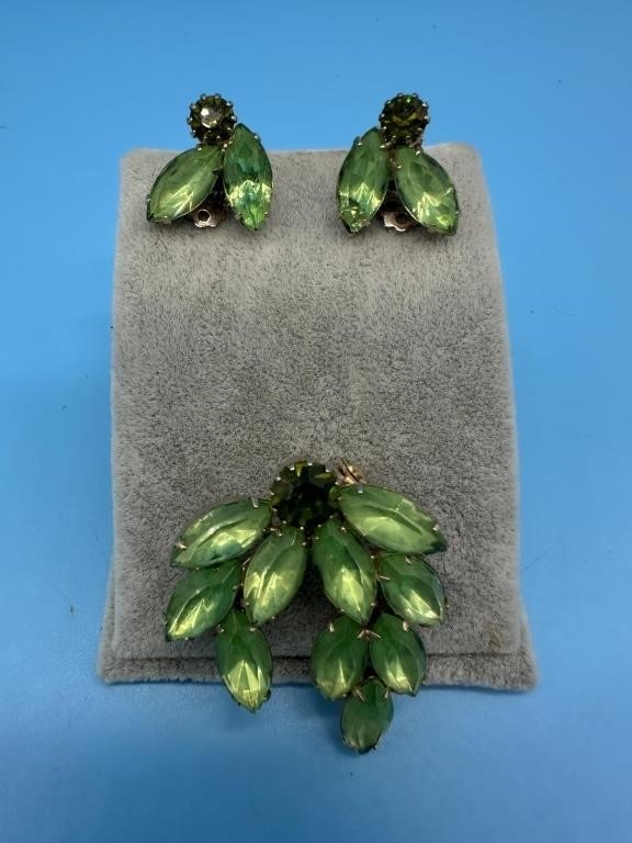 Vintage Green Stone Pin and Earring Set