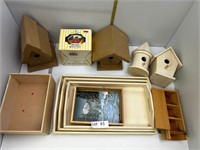 Lot of Birdhouses and Trays