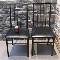 *2 chaises noires Amisco