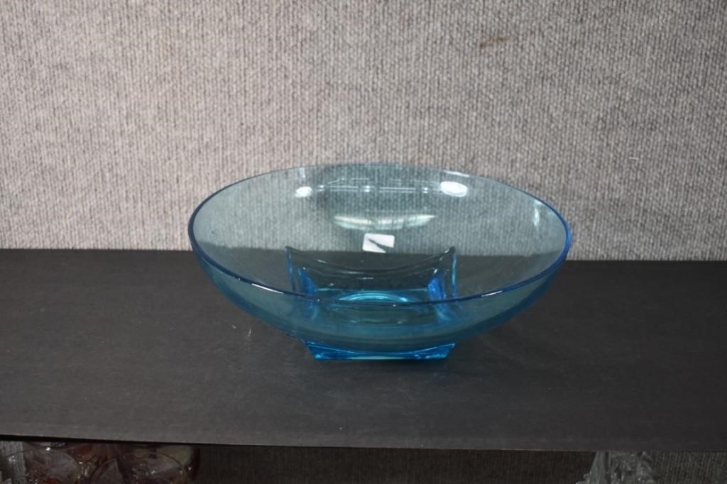 Hazel Atlas Capri Blue Glass Bowl