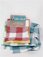 The Pioneer Woman kitchen towels