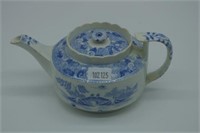 Spode 'Willow' pattern small teapot