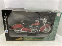ROADRIDER COLLECTION INDIAN MOTOR CYCLE  1:6 SCALE