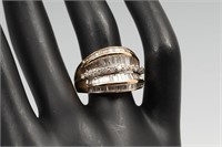 STUNNING 14K DIAMOND RING