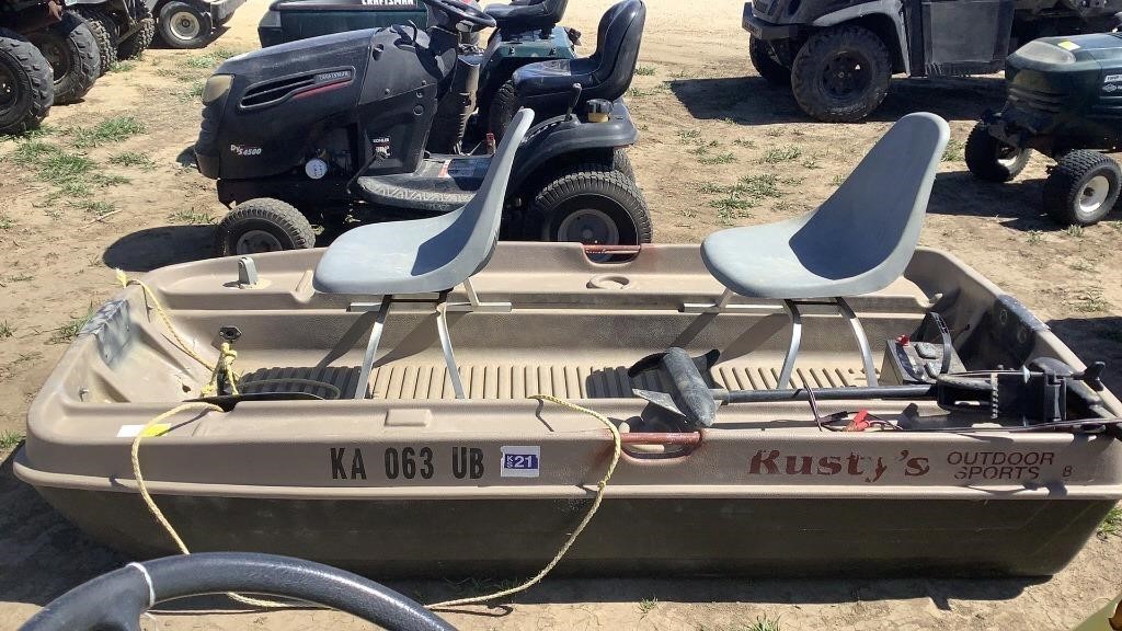 2-man bass boat w/ trolling motor  Live and Online Auctions on