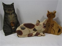 3 Wooden Cat's