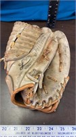 Rusty Stayb Rawlings Baseball Glove