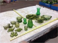 15 pcs green decorative glass pieces, relish