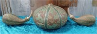 11 - LOT OF 3 DECOR GOURDS (M178)