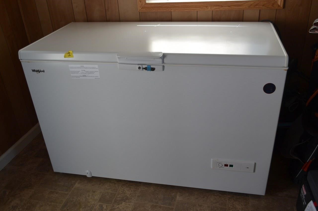 1: Whirlpool 16 Cu Ft. Chest freezer, Works