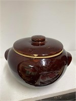Vintage Brown Bean Pot  k
