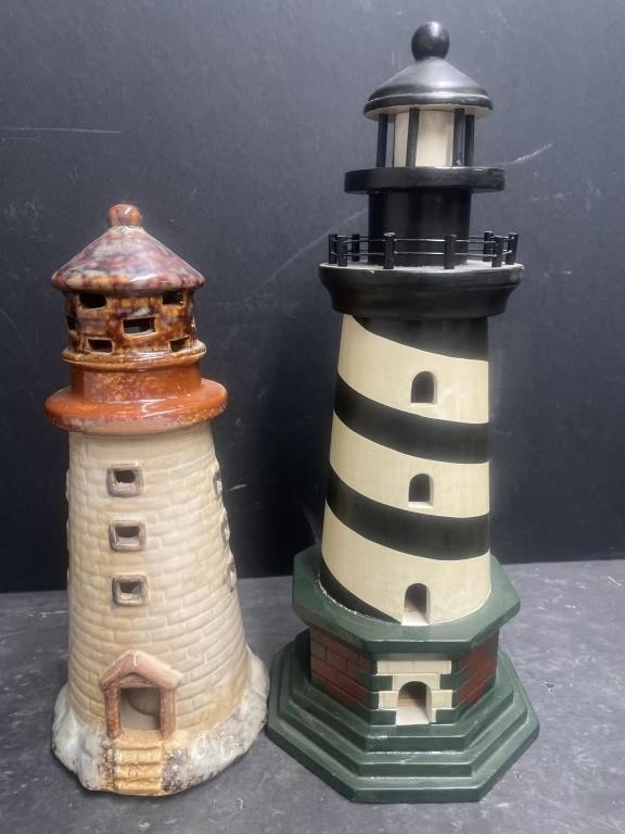 2 Lighthouses. One is lit by a ceramic tealight