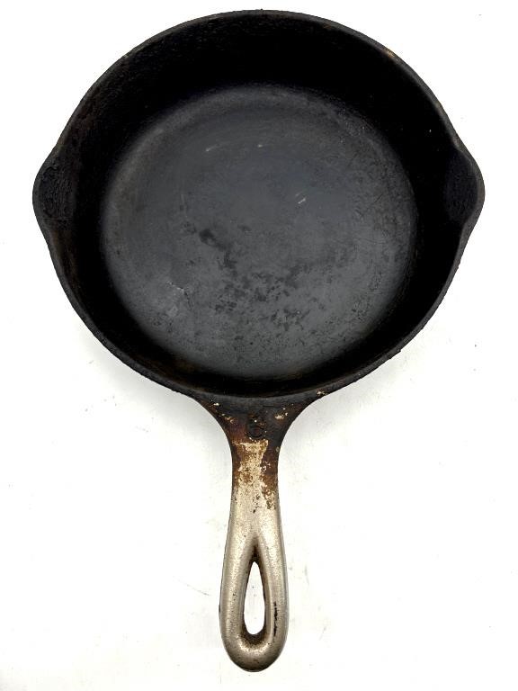 Wagner Ware #6 Cast Iron Skillet 9”