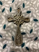 Beautiful Cross Pendant NEW