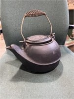 Cast iron tea pot made in Taiwan