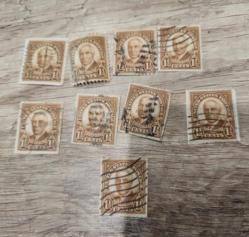 1930s Warren Harding 1 1/2 cent stamps
