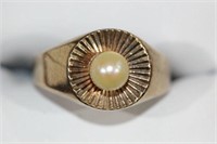 Vintage 9ct yellow gold cultured pearl