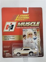 Johnny Lightning MUSCLE Featuring Linda Vaughn #3