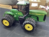 Ertl John Deere 9400 tractor