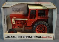 International 1466 Turbo Tractor