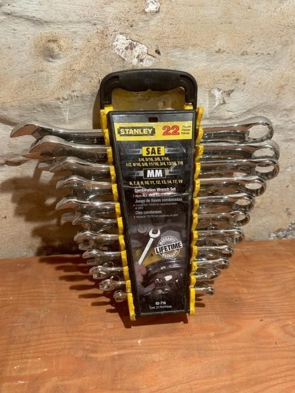 Stanley 22 Piece Combination Wrench Set