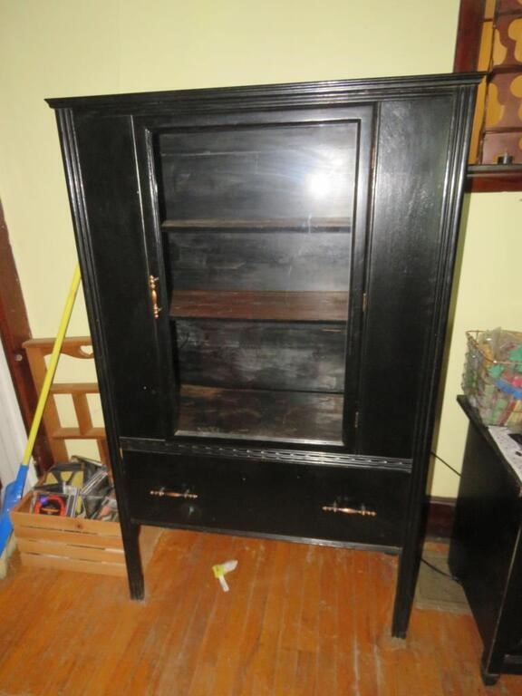 DEPRESSION CHINA CABINET - BRING HELP TO REMOVE