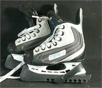 Bauer Ignite Youth Sz 10 Hockey Skates