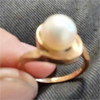 EXQUISITE 10K YELLOW GOLD LADIES RING Size 6