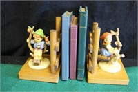 Hummel Bookends