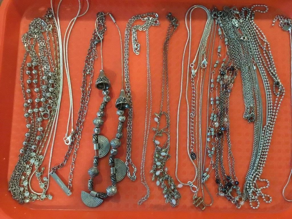 Silvertone Necklaces & Chains