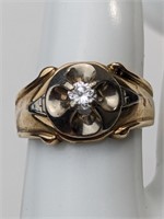 14KT GOLD RING