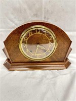 Seth Thomas Decco, 1930s mantle clock in a