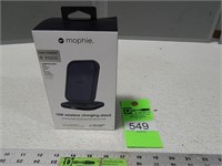 Mophie 15W wireless charging stand; appears never