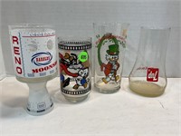 Lot of four glass cups