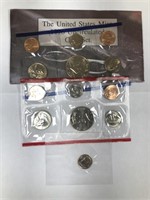 1996 Uncirculated Mint Set with 1996-W Dime