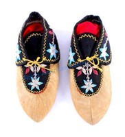 Eastern Woodlands Beaded Moccasins Mid-19th C.