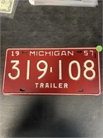 1957 METAL MICHIGAN TRAILER PLATE OLDSTOCK/NEW