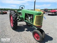 1953 Oliver 66 Wheel Tractor