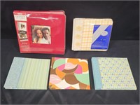 ASSORTMENT OF PHOTO ALBUMS