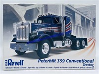 1:25 Revell Peterbilt 359 Conventional Tractor