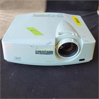 Mitsubishi Electric Data Projector Model WD620U