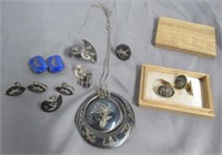 Damask jewelry includes earrings, etc.