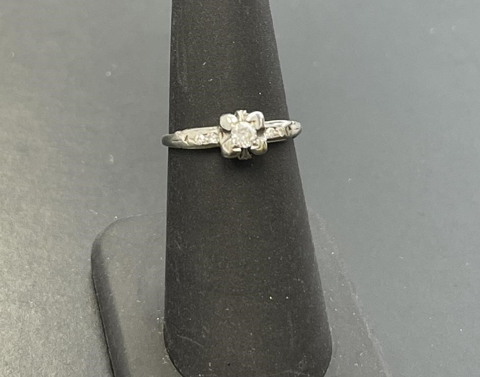 10 KT Vintage Diamond Engagement Ring