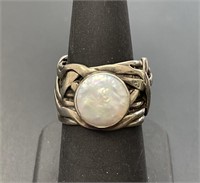 Sterling Mother of Pearl Ring